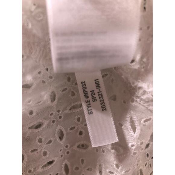 Madewell Eyelet Tie Front Top Short Sleeve V Neck Soft White NWT Size Large - Picture 12 of 13